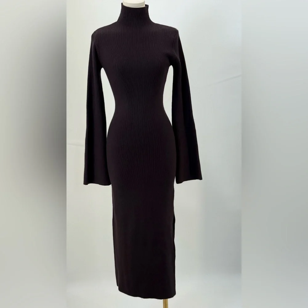 Crescent ASTOR LONG BELL SLEEVE MIDI Fitted SWEATER DRESS - PLUM Size M - Picture 7 of 16